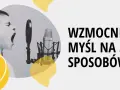 Chłopiec krzyczy do mikrofonu. Jak rozwijać retorykę co to? Wzmocnij myśl na 5 sposobów.