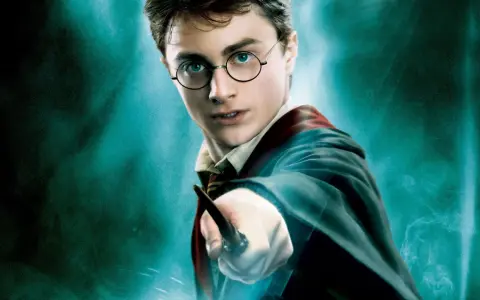 Harry Potter z różdżką, gotowy do walki. To jak fanfik, co to, opowieść stworzona przez fanów.
