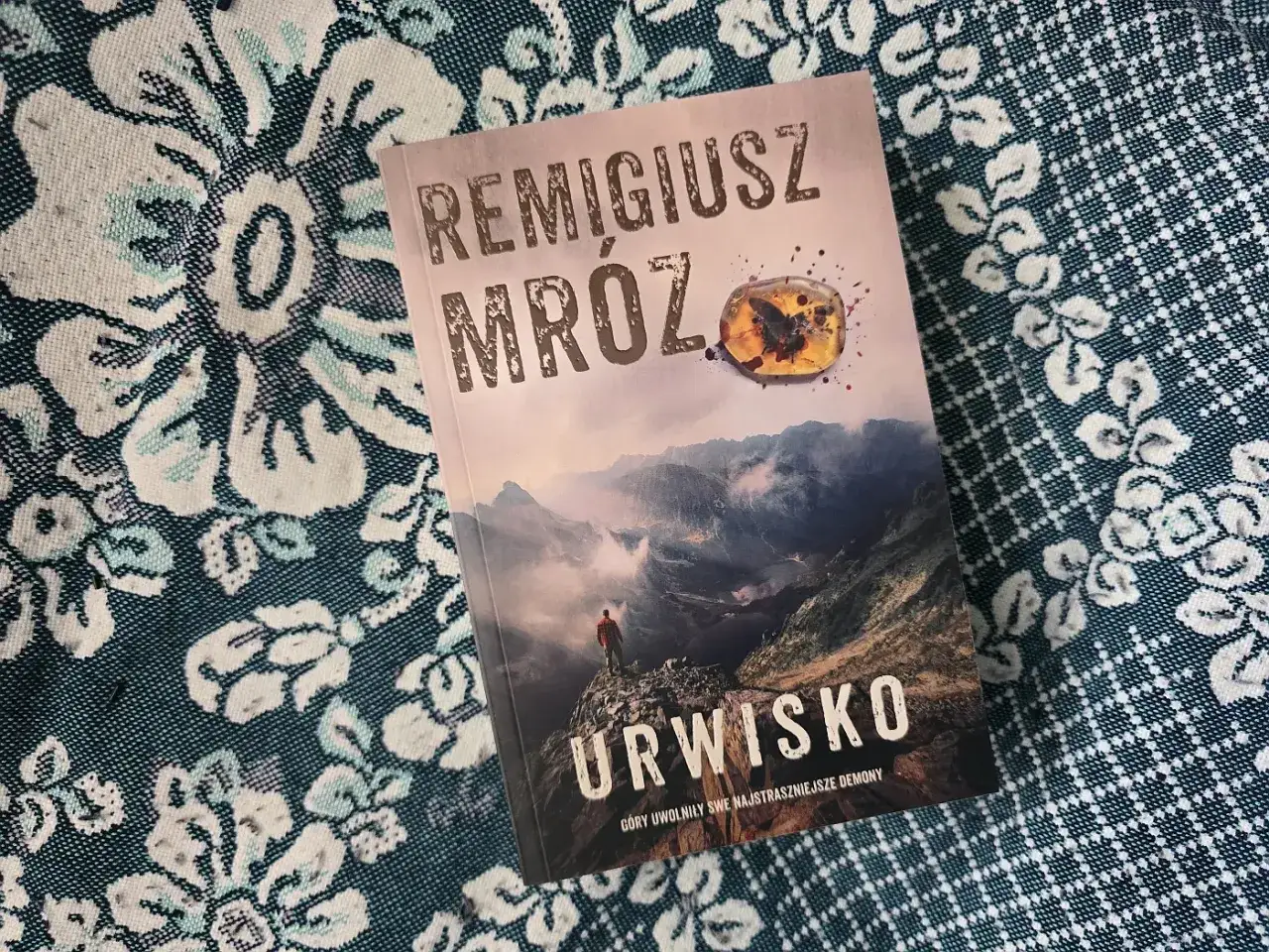 Okładka najnowszej książki Remigiusza Mroza 