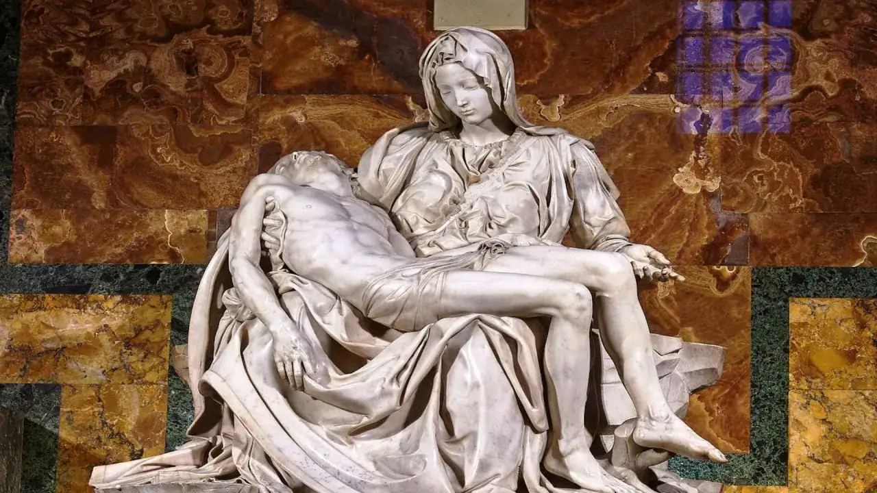 Pieta Michała Anioła. Matka Boska trzyma na kolanach martwe ciało Chrystusa. To właśnie stabat mater dolorosa.